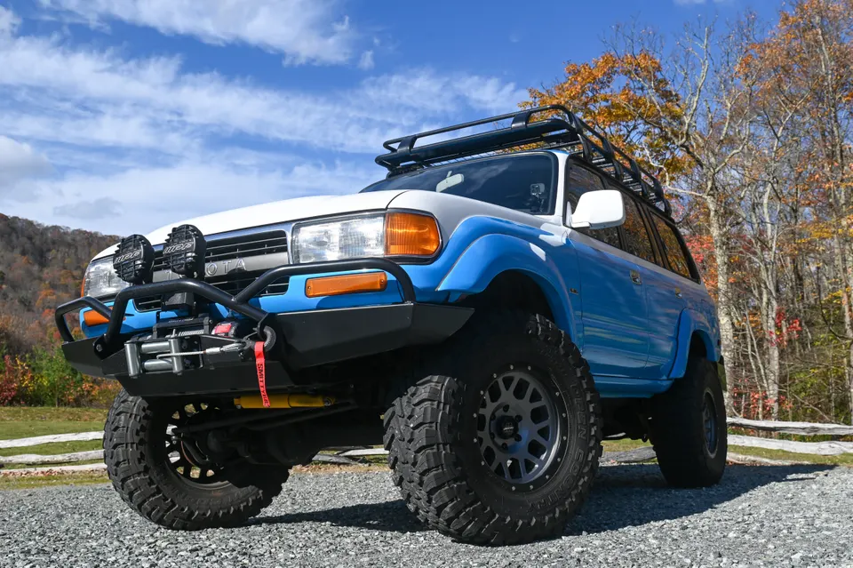 Front bumper winch and tire low angle