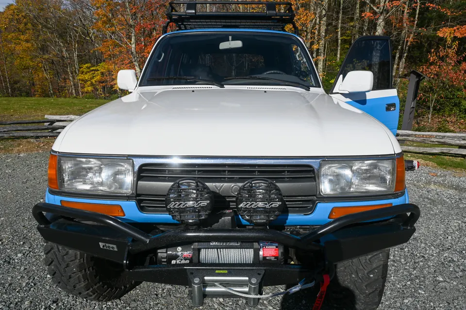 Land Cruiser head-on front view