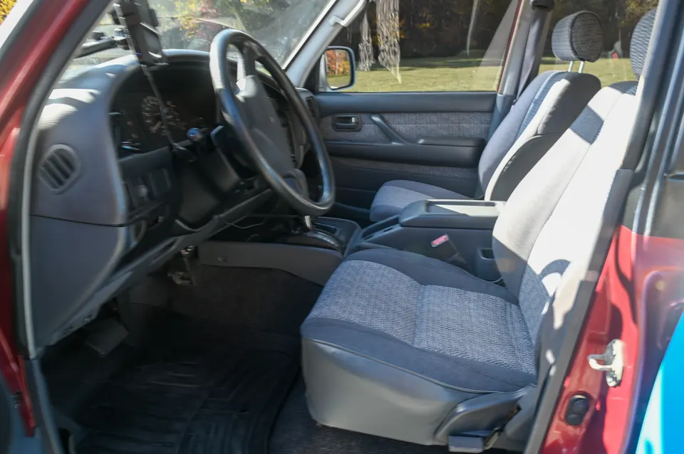 Front interior overview
