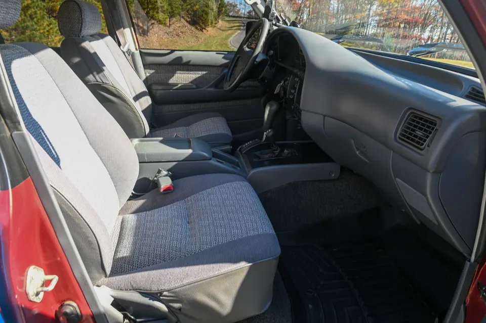 Driver cockpit and dashboard